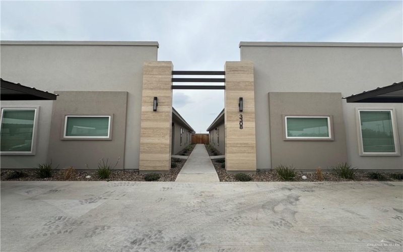 3308 Duke Avenue, McAllen, TX 78504, 2 Bedrooms Bedrooms, ,2 BathroomsBathrooms,Residential Lease,For Rent,3308 Duke Avenue,465006
