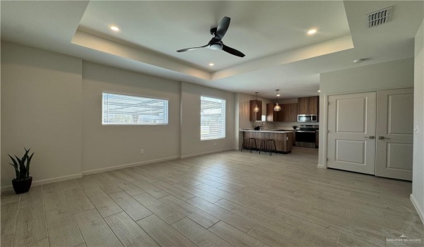 3308 Duke Avenue, McAllen, TX 78504, 2 Bedrooms Bedrooms, ,2 BathroomsBathrooms,Residential Lease,For Rent,3308 Duke Avenue,465006
