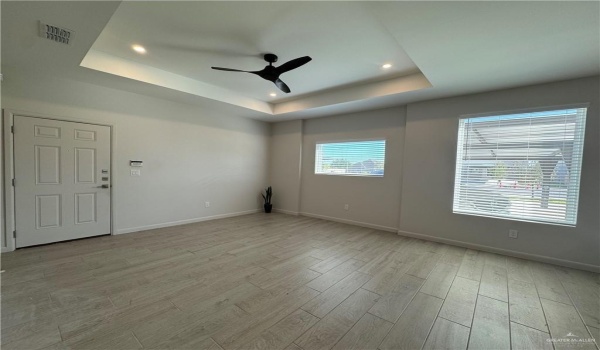 3308 Duke Avenue, McAllen, TX 78504, 2 Bedrooms Bedrooms, ,2 BathroomsBathrooms,Residential Lease,For Rent,3308 Duke Avenue,465006