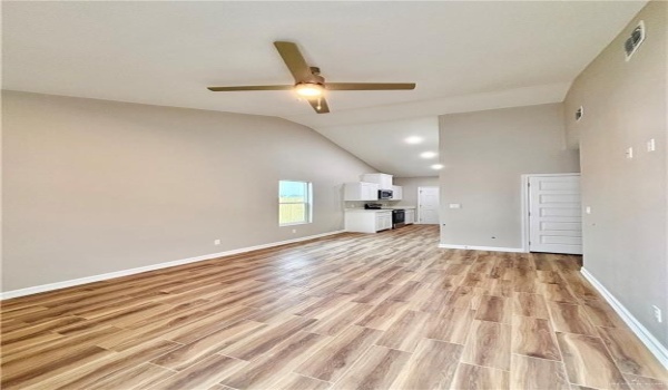 513 Unit 3 Sparrow Lane, Weslaco, TX 78596, 3 Bedrooms Bedrooms, ,2 BathroomsBathrooms,Residential Lease,For Rent,513 Unit 3 Sparrow Lane,470461