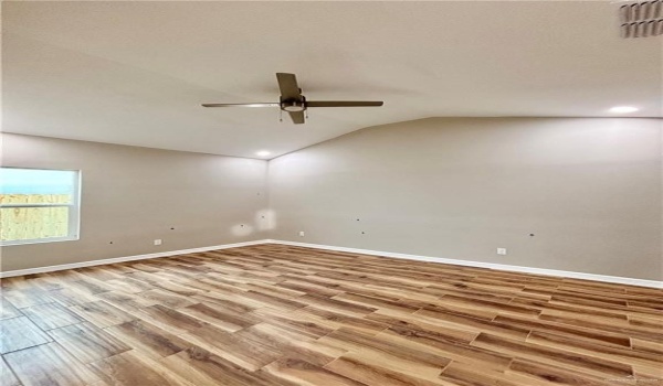 513 Unit 3 Sparrow Lane, Weslaco, TX 78596, 3 Bedrooms Bedrooms, ,2 BathroomsBathrooms,Residential Lease,For Rent,513 Unit 3 Sparrow Lane,470461