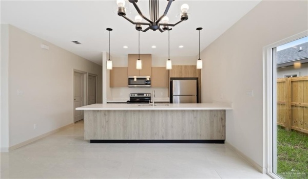 1705 W Violet Drive #B, Pharr, TX 78577, 3 Bedrooms Bedrooms, ,2 BathroomsBathrooms,Residential Lease,For Rent,1705 W Violet Drive,470474