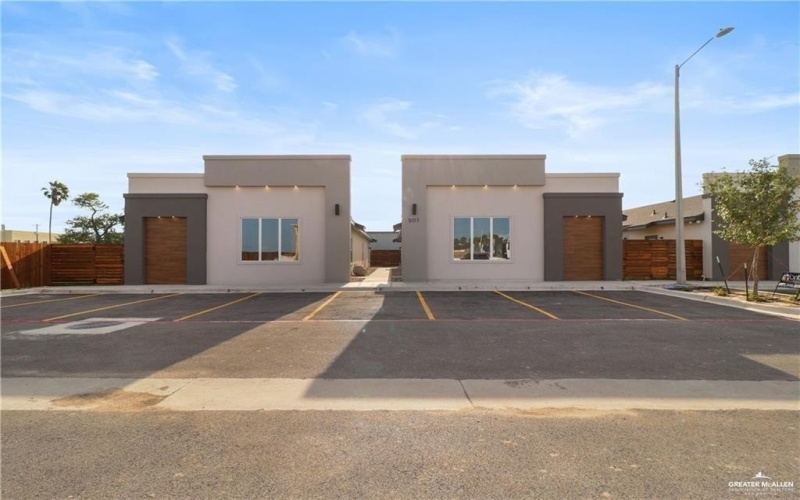 607 Coves Lane #2, Weslaco, TX 78596, 3 Bedrooms Bedrooms, ,2 BathroomsBathrooms,Residential,For Sale,607 Coves Lane,465070