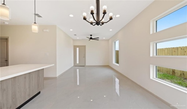 1705 W Violet Drive #C, Pharr, TX 78577, 2 Bedrooms Bedrooms, ,2 BathroomsBathrooms,Residential Lease,For Rent,1705 W Violet Drive,470476