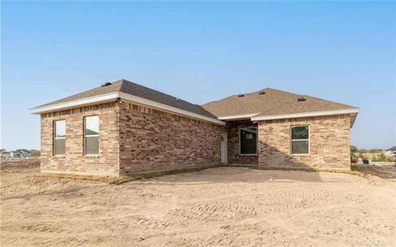 1300 E Acacia Drive, San Juan, TX 78589, 3 Habitaciones Habitaciones , ,2 BañosBaños,Residential,En Venta,1300 E Acacia Drive,465072