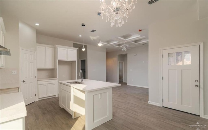 1300 E Acacia Drive, San Juan, TX 78589, 3 Habitaciones Habitaciones , ,2 BañosBaños,Residential,En Venta,1300 E Acacia Drive,465072
