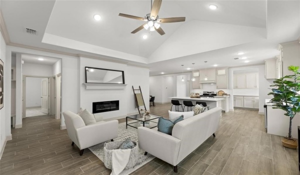 577 Silver Springs Lane, Lavon, TX 75166, 4 Bedrooms Bedrooms, ,2 BathroomsBathrooms,Residential Lease,For Rent,577 Silver Springs Lane,20866528