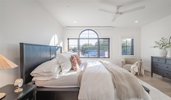 4529 Emerson Avenue #4, University Park, TX 75205, 2 Habitaciones Habitaciones , ,2 BañosBaños,Residential,En Venta,4529 Emerson Avenue,20868570