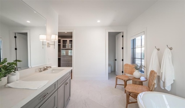 4529 Emerson Avenue #4, University Park, TX 75205, 2 Habitaciones Habitaciones , ,2 BañosBaños,Residential,En Venta,4529 Emerson Avenue,20868570