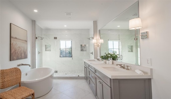4529 Emerson Avenue #4, University Park, TX 75205, 2 Habitaciones Habitaciones , ,2 BañosBaños,Residential,En Venta,4529 Emerson Avenue,20868570