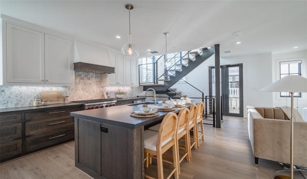 4529 Emerson Avenue #4, University Park, TX 75205, 2 Habitaciones Habitaciones , ,2 BañosBaños,Residential,En Venta,4529 Emerson Avenue,20868570