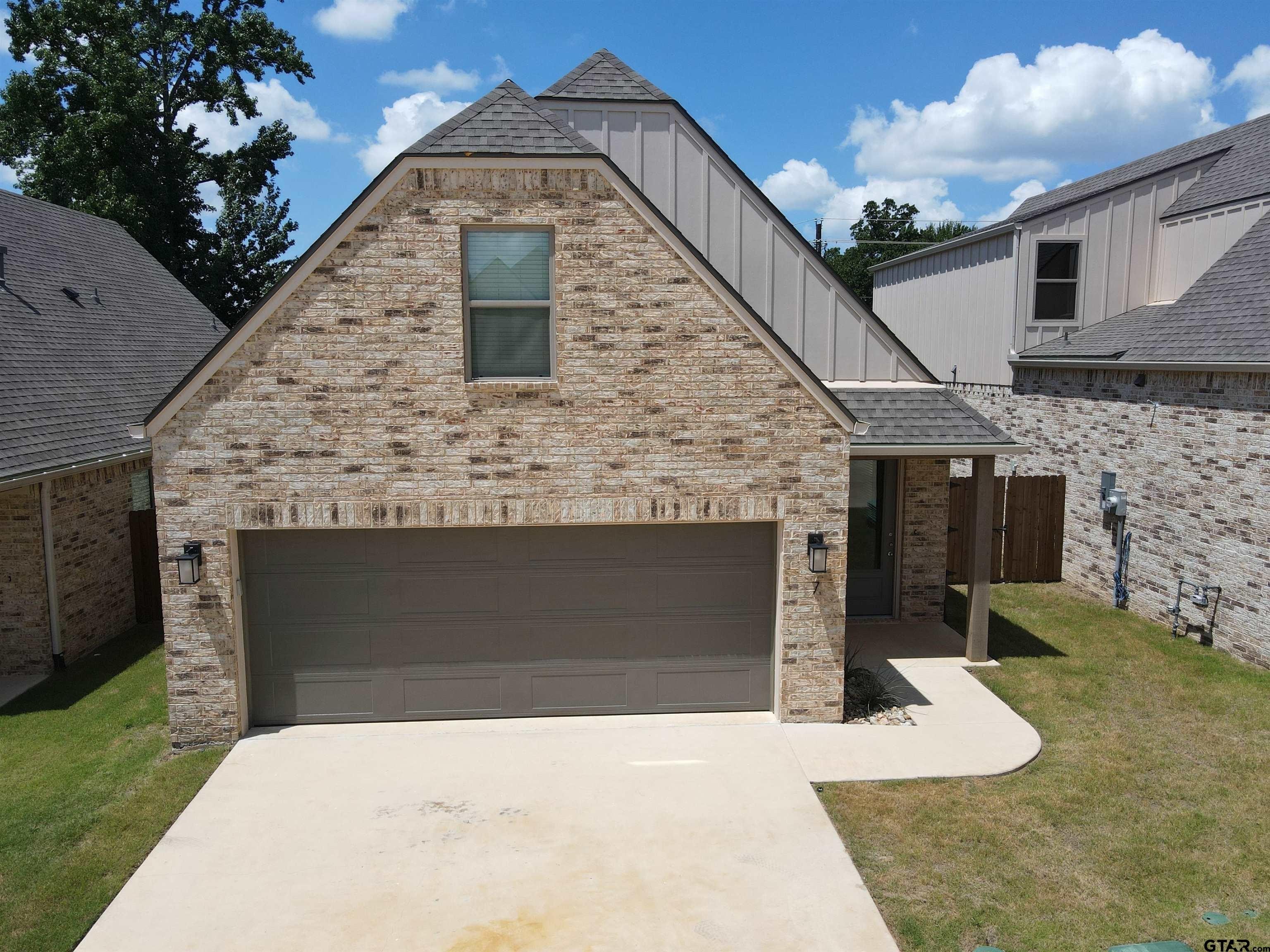 4344 MacNab Dr, Tyler, TX 75707, 3 Bedrooms Bedrooms, ,2 BathroomsBathrooms,Residential,For Sale,4344 MacNab Dr,24012431