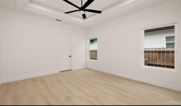 8003 N 55th Lane, McAllen, TX 78504, 4 Bedrooms Bedrooms, ,5 BathroomsBathrooms,Residential,For Sale,8003 N 55th Lane,465261