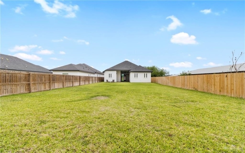 8003 N 55th Lane, McAllen, TX 78504, 4 Bedrooms Bedrooms, ,5 BathroomsBathrooms,Residential,For Sale,8003 N 55th Lane,465261