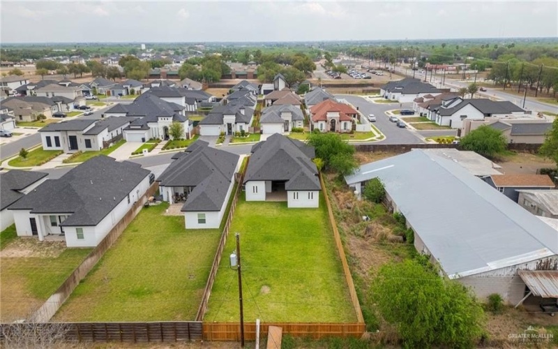 8003 N 55th Lane, McAllen, TX 78504, 4 Bedrooms Bedrooms, ,5 BathroomsBathrooms,Residential,For Sale,8003 N 55th Lane,465261