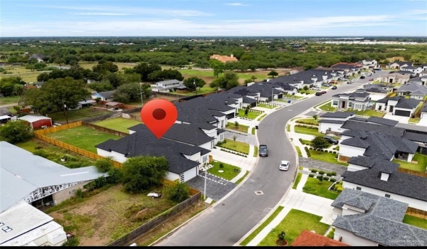 8003 N 55th Lane, McAllen, TX 78504, 4 Bedrooms Bedrooms, ,5 BathroomsBathrooms,Residential,For Sale,8003 N 55th Lane,465261