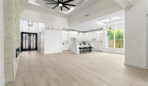 8003 N 55th Lane, McAllen, TX 78504, 4 Bedrooms Bedrooms, ,5 BathroomsBathrooms,Residential,For Sale,8003 N 55th Lane,465261