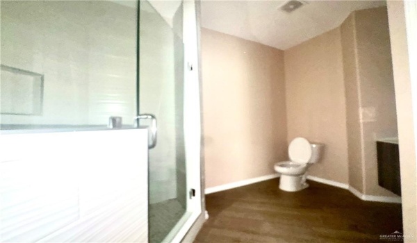 910 N Spruce Street #3, Edinburg, TX 78541, 1 Bedroom Bedrooms, ,1 BathroomBathrooms,Residential Lease,For Rent,910 N Spruce Street,470560