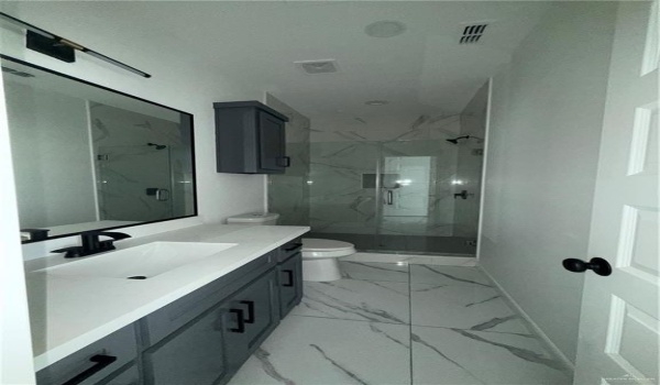 2107 Dragonfly Street #1, Mission, TX 78572, 2 Bedrooms Bedrooms, ,2 BathroomsBathrooms,Residential Lease,For Rent,2107 Dragonfly Street,470574