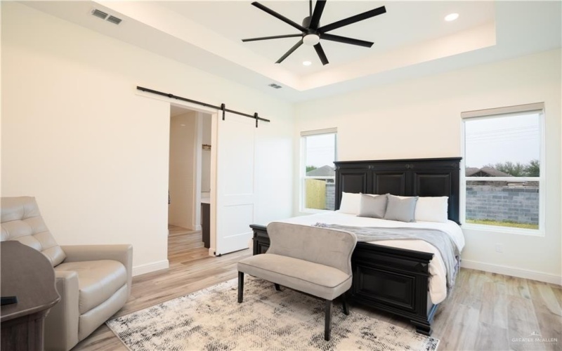 2404 Vanderbilt Avenue, McAllen, TX 78504, 3 Bedrooms Bedrooms, ,3 BathroomsBathrooms,Residential,For Sale,2404 Vanderbilt Avenue,470576