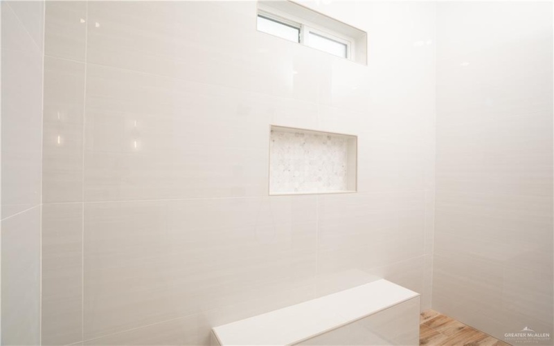 2404 Vanderbilt Avenue, McAllen, TX 78504, 3 Bedrooms Bedrooms, ,3 BathroomsBathrooms,Residential,For Sale,2404 Vanderbilt Avenue,470576