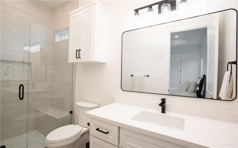 2404 Vanderbilt Avenue, McAllen, TX 78504, 3 Bedrooms Bedrooms, ,3 BathroomsBathrooms,Residential,For Sale,2404 Vanderbilt Avenue,470576