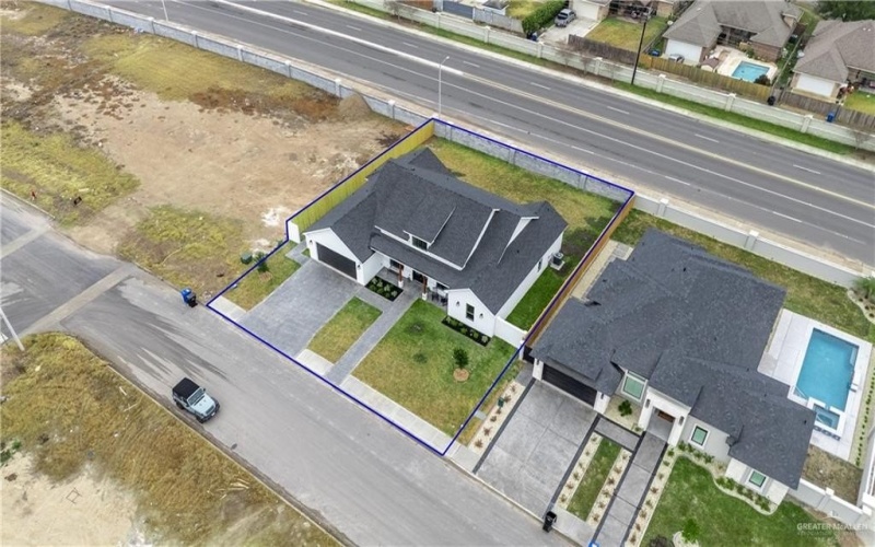 2404 Vanderbilt Avenue, McAllen, TX 78504, 3 Bedrooms Bedrooms, ,3 BathroomsBathrooms,Residential,For Sale,2404 Vanderbilt Avenue,470576