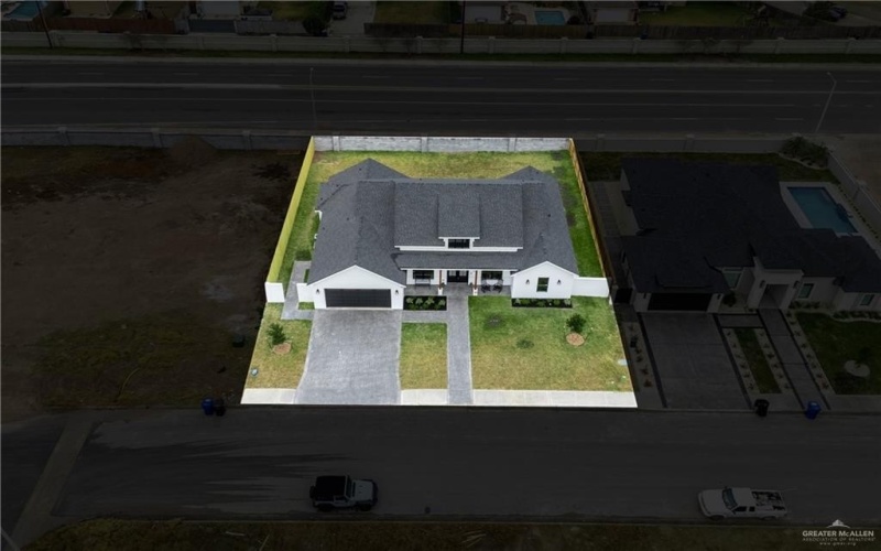 2404 Vanderbilt Avenue, McAllen, TX 78504, 3 Bedrooms Bedrooms, ,3 BathroomsBathrooms,Residential,For Sale,2404 Vanderbilt Avenue,470576
