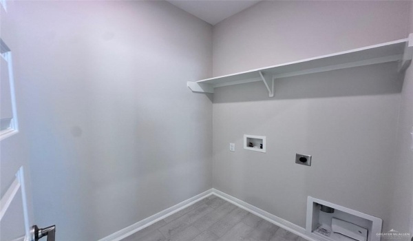 8329 35th Lane, McAllen, TX 78504, 3 Bedrooms Bedrooms, ,2 BathroomsBathrooms,Residential Lease,For Rent,8329 35th Lane,470578