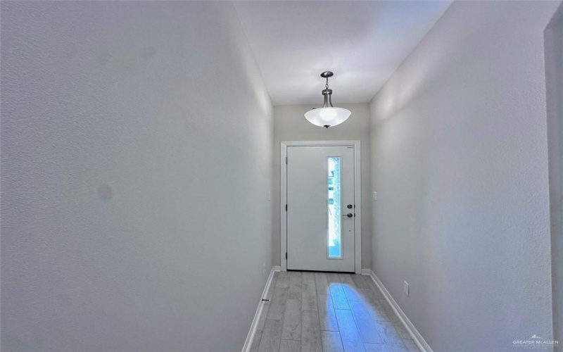 8329 35th Lane, McAllen, TX 78504, 3 Bedrooms Bedrooms, ,2 BathroomsBathrooms,Residential Lease,For Rent,8329 35th Lane,470578