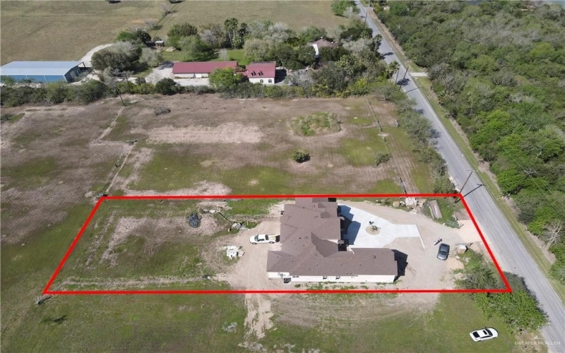 4521 N Central Avenue, Brownsville, TX 78526, 4 Bedrooms Bedrooms, ,5 BathroomsBathrooms,Residential,For Sale,4521 N Central Avenue,465384