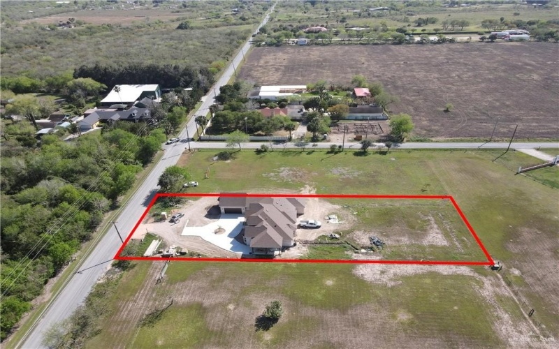 4521 N Central Avenue, Brownsville, TX 78526, 4 Bedrooms Bedrooms, ,5 BathroomsBathrooms,Residential,For Sale,4521 N Central Avenue,465384