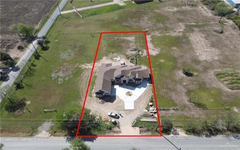 4521 N Central Avenue, Brownsville, TX 78526, 4 Bedrooms Bedrooms, ,5 BathroomsBathrooms,Residential,For Sale,4521 N Central Avenue,465384