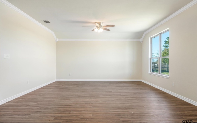 719 County Road 2754, Mineola, TX 75773, ,5 BañosBaños,Residential Multi Family,En Venta,719 County Road 2754,24013681