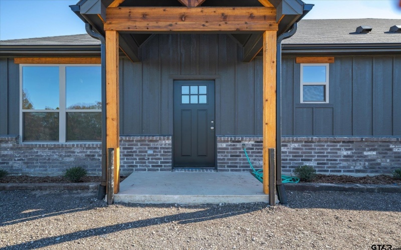 719 County Road 2754, Mineola, TX 75773, ,5 BañosBaños,Residential Multi Family,En Venta,719 County Road 2754,24013681