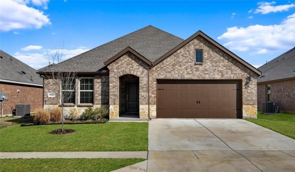 9817 Daisy Mae Lane, Aubrey, TX 76227, 4 Bedrooms Bedrooms, ,2 BathroomsBathrooms,Residential,For Sale,9817 Daisy Mae Lane,20868644