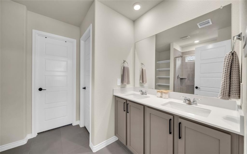 9817 Daisy Mae Lane, Aubrey, TX 76227, 4 Bedrooms Bedrooms, ,2 BathroomsBathrooms,Residential,For Sale,9817 Daisy Mae Lane,20868644