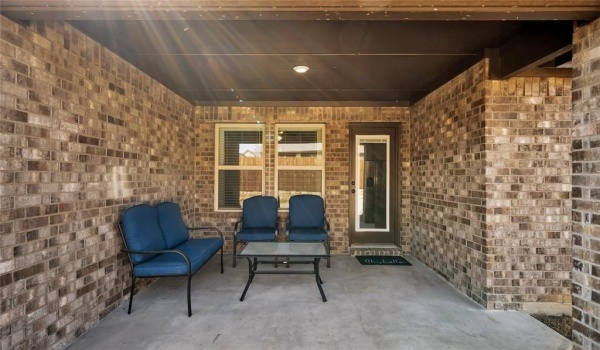 9817 Daisy Mae Lane, Aubrey, TX 76227, 4 Bedrooms Bedrooms, ,2 BathroomsBathrooms,Residential,For Sale,9817 Daisy Mae Lane,20868644