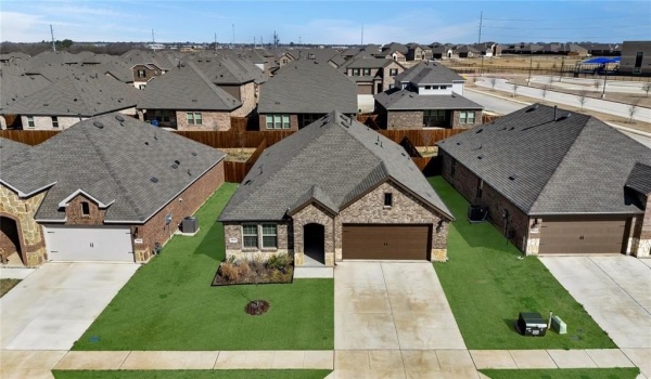 9817 Daisy Mae Lane, Aubrey, TX 76227, 4 Bedrooms Bedrooms, ,2 BathroomsBathrooms,Residential,For Sale,9817 Daisy Mae Lane,20868644