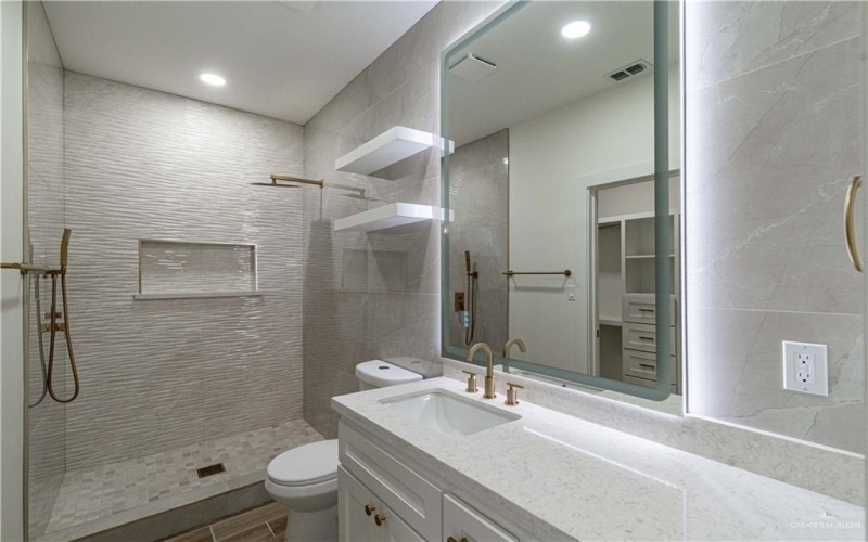 322 Palm Avenue, Mercedes, TX 78570, 3 Bedrooms Bedrooms, ,2 BathroomsBathrooms,Residential,For Sale,322 Palm Avenue,470579