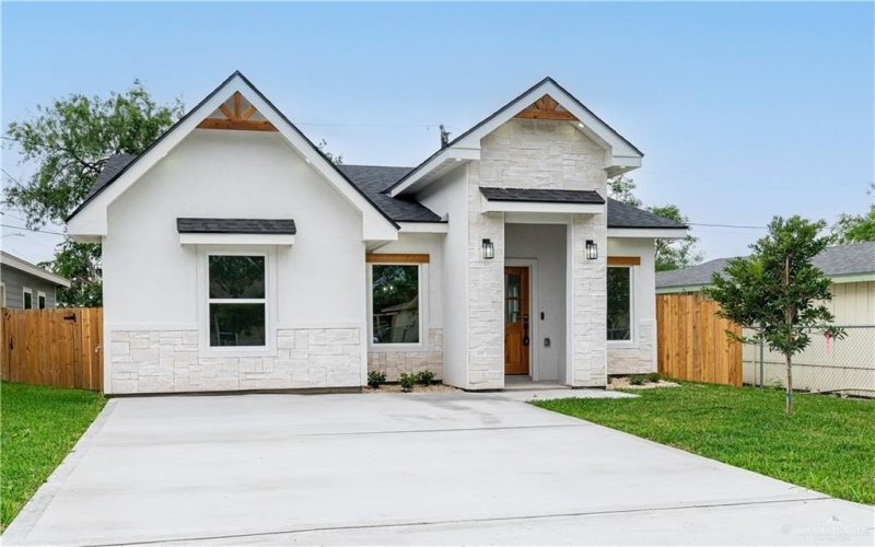 322 Palm Avenue, Mercedes, TX 78570, 3 Bedrooms Bedrooms, ,2 BathroomsBathrooms,Residential,For Sale,322 Palm Avenue,470579