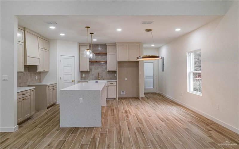 322 Palm Avenue, Mercedes, TX 78570, 3 Bedrooms Bedrooms, ,2 BathroomsBathrooms,Residential,For Sale,322 Palm Avenue,470579
