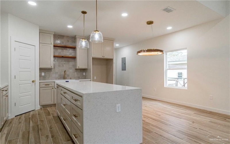 322 Palm Avenue, Mercedes, TX 78570, 3 Bedrooms Bedrooms, ,2 BathroomsBathrooms,Residential,For Sale,322 Palm Avenue,470579