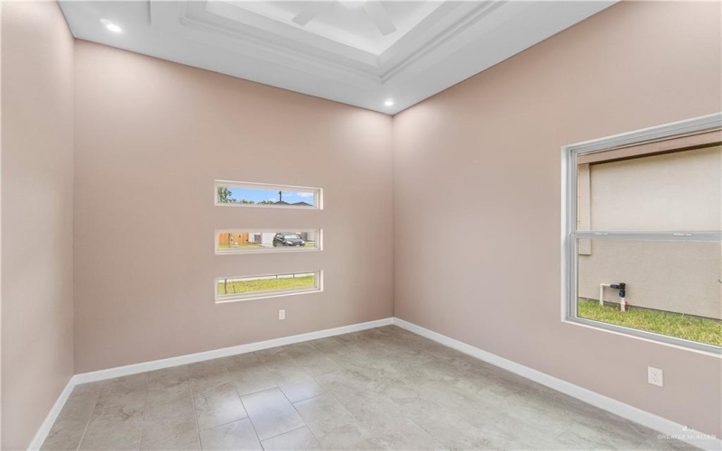 5928 N Playa Del Sol Street, Edinburg, TX 78542, 3 Bedrooms Bedrooms, ,2 BathroomsBathrooms,Residential,For Sale,5928 N Playa Del Sol Street,465394