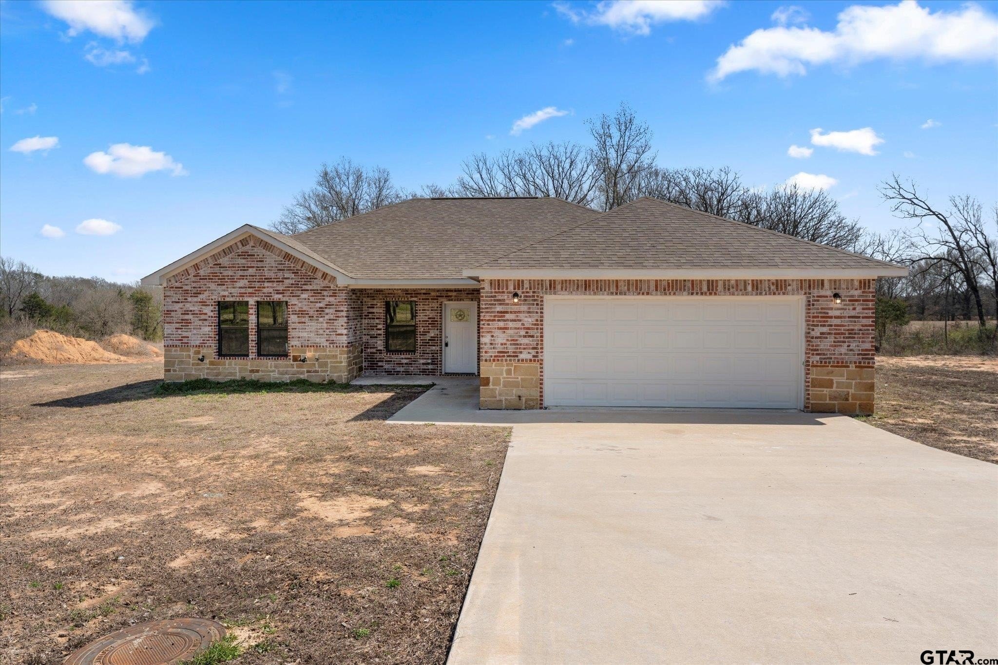 201 S Quille, Mt Pleasant, TX 75455, 4 Bedrooms Bedrooms, ,2 BathroomsBathrooms,Residential,For Sale,201 S Quille,24014298