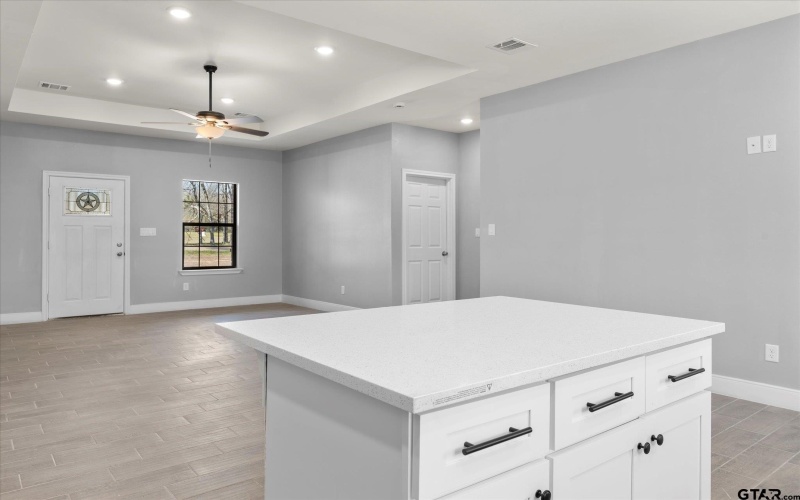 201 S Quille, Mt Pleasant, TX 75455, 4 Bedrooms Bedrooms, ,2 BathroomsBathrooms,Residential,For Sale,201 S Quille,24014298