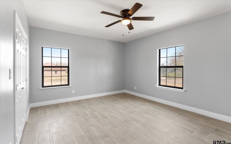 201 S Quille, Mt Pleasant, TX 75455, 4 Bedrooms Bedrooms, ,2 BathroomsBathrooms,Residential,For Sale,201 S Quille,24014298