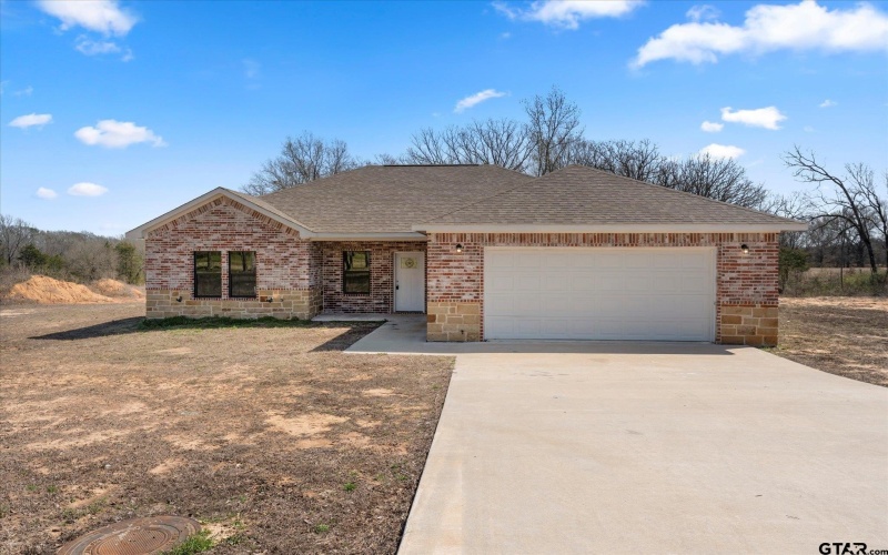 201 S Quille, Mt Pleasant, TX 75455, 4 Bedrooms Bedrooms, ,2 BathroomsBathrooms,Residential,For Sale,201 S Quille,24014298