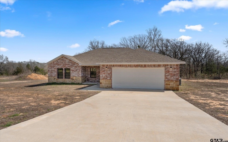 201 S Quille, Mt Pleasant, TX 75455, 4 Bedrooms Bedrooms, ,2 BathroomsBathrooms,Residential,For Sale,201 S Quille,24014298