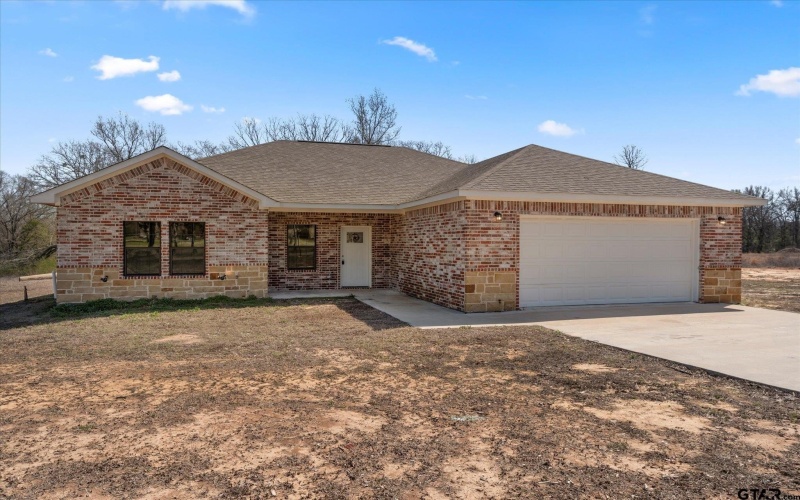 201 S Quille, Mt Pleasant, TX 75455, 4 Bedrooms Bedrooms, ,2 BathroomsBathrooms,Residential,For Sale,201 S Quille,24014298